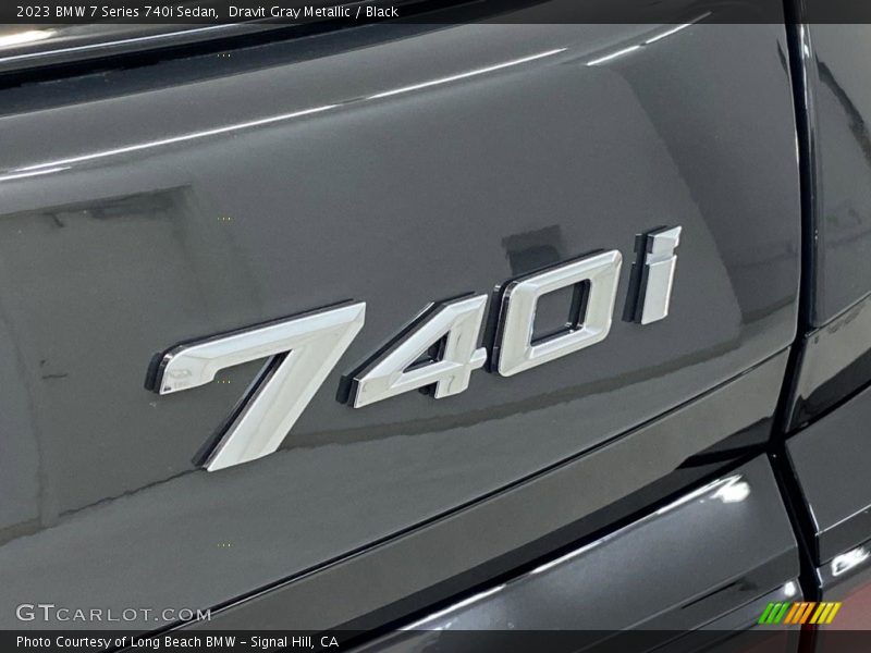Dravit Gray Metallic / Black 2023 BMW 7 Series 740i Sedan