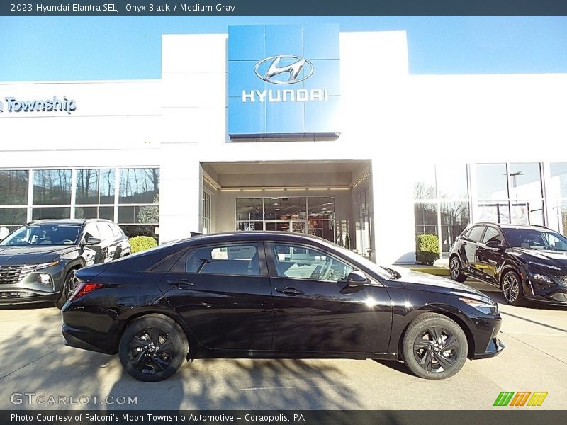 Onyx Black / Medium Gray 2023 Hyundai Elantra SEL