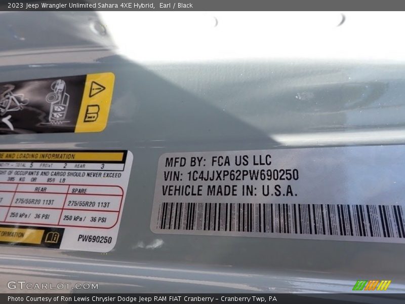 Earl / Black 2023 Jeep Wrangler Unlimited Sahara 4XE Hybrid