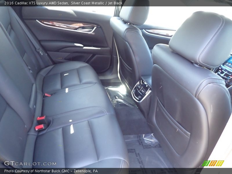 Silver Coast Metallic / Jet Black 2016 Cadillac XTS Luxury AWD Sedan