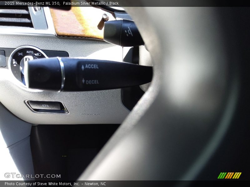 Paladium Silver Metallic / Black 2015 Mercedes-Benz ML 350