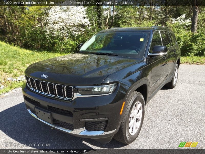 Diamond Black Crystal Pearl / Global Black 2022 Jeep Grand Cherokee L Limited 4x4