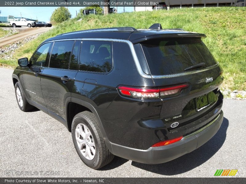 Diamond Black Crystal Pearl / Global Black 2022 Jeep Grand Cherokee L Limited 4x4