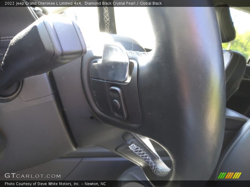 Diamond Black Crystal Pearl / Global Black 2022 Jeep Grand Cherokee L Limited 4x4