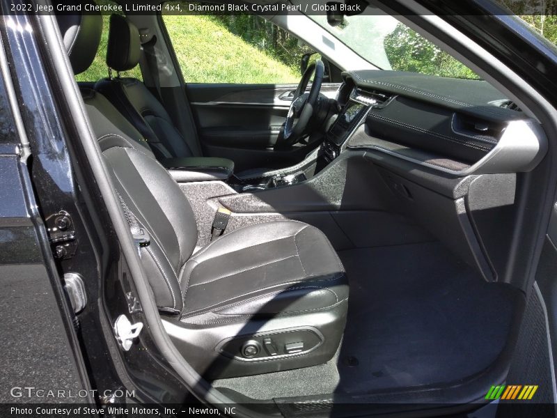 Diamond Black Crystal Pearl / Global Black 2022 Jeep Grand Cherokee L Limited 4x4