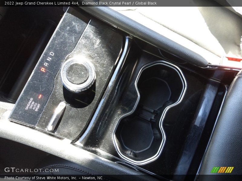 Diamond Black Crystal Pearl / Global Black 2022 Jeep Grand Cherokee L Limited 4x4