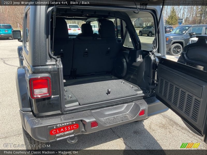 Black / Black 2023 Jeep Wrangler Unlimited Sahara 4x4