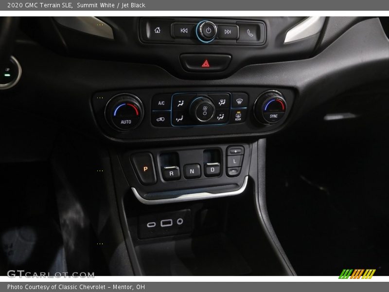 Summit White / Jet Black 2020 GMC Terrain SLE