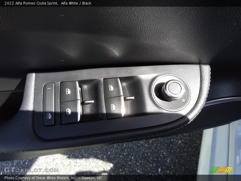 Alfa White / Black 2022 Alfa Romeo Giulia Sprint