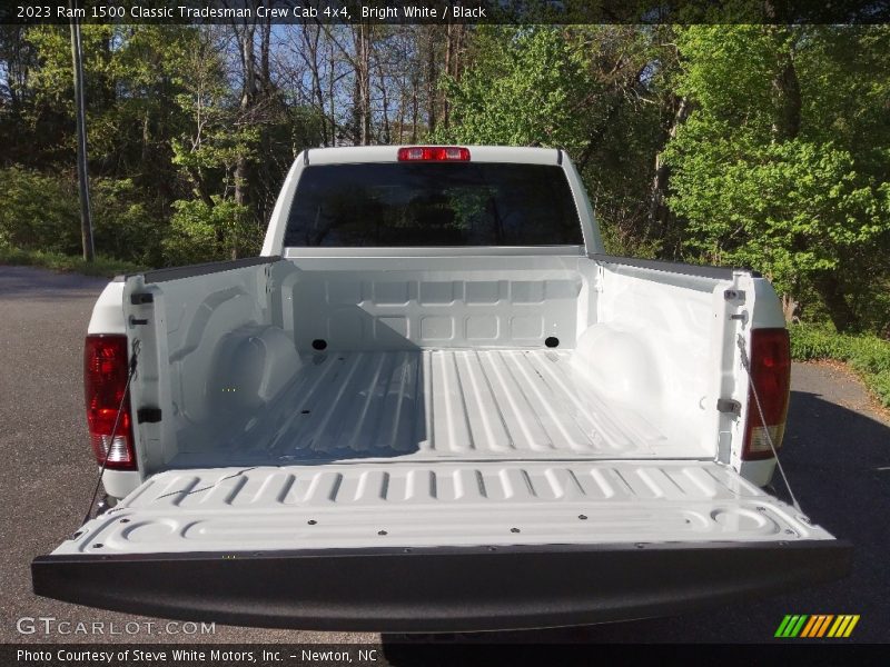Bright White / Black 2023 Ram 1500 Classic Tradesman Crew Cab 4x4