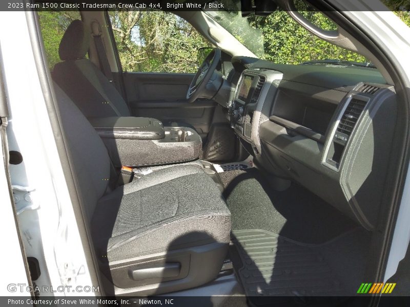 Bright White / Black 2023 Ram 1500 Classic Tradesman Crew Cab 4x4