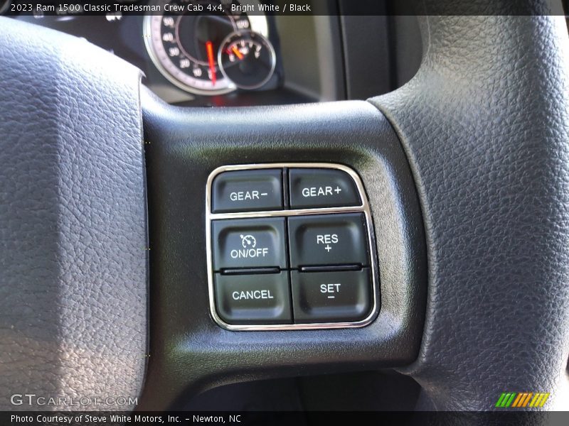 Bright White / Black 2023 Ram 1500 Classic Tradesman Crew Cab 4x4