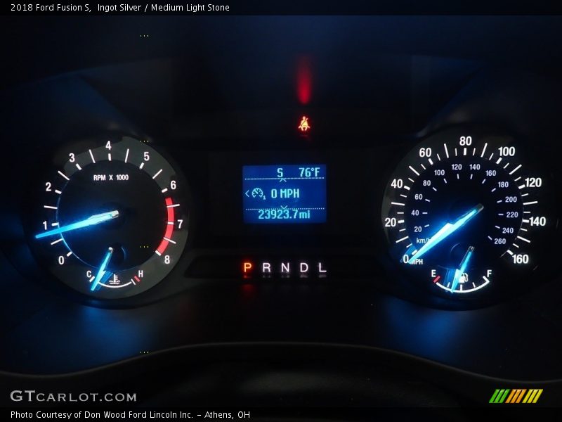 Ingot Silver / Medium Light Stone 2018 Ford Fusion S