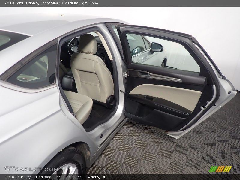Ingot Silver / Medium Light Stone 2018 Ford Fusion S