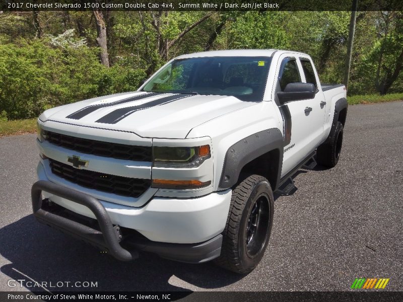 Summit White / Dark Ash/Jet Black 2017 Chevrolet Silverado 1500 Custom Double Cab 4x4