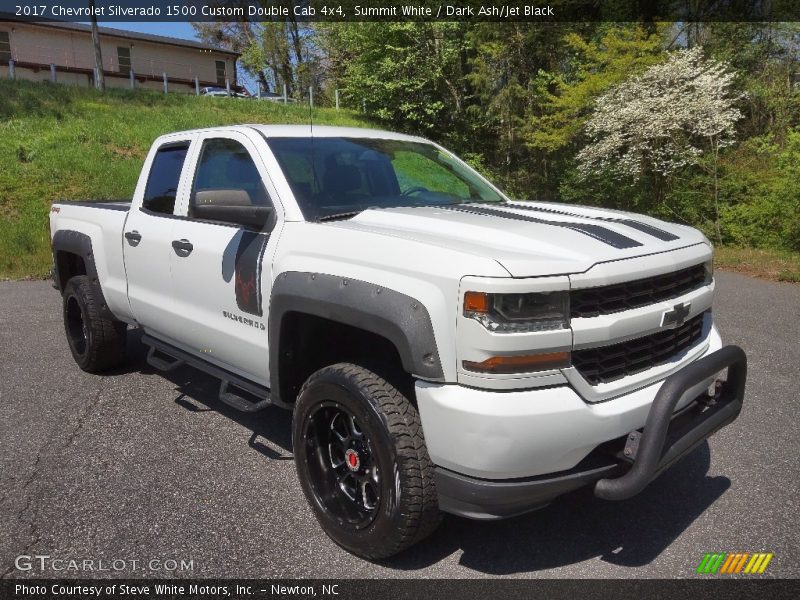 Summit White / Dark Ash/Jet Black 2017 Chevrolet Silverado 1500 Custom Double Cab 4x4