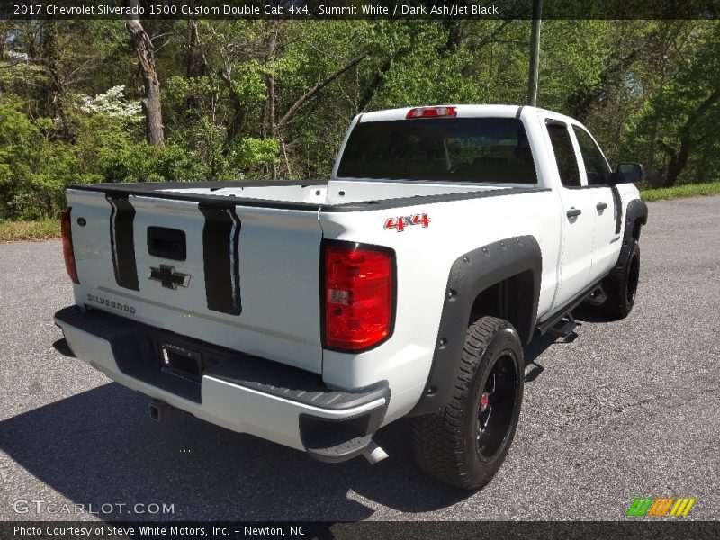 Summit White / Dark Ash/Jet Black 2017 Chevrolet Silverado 1500 Custom Double Cab 4x4