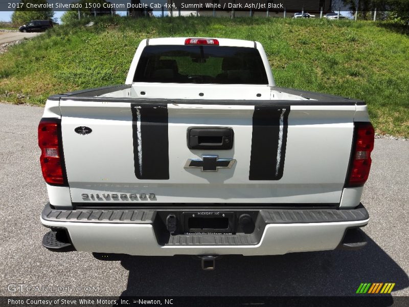 Summit White / Dark Ash/Jet Black 2017 Chevrolet Silverado 1500 Custom Double Cab 4x4