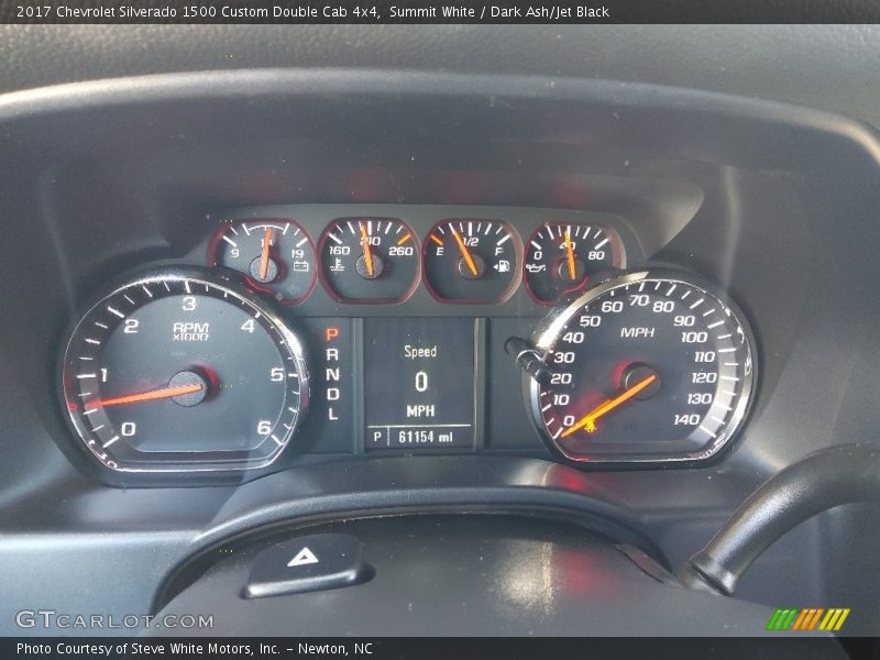 Summit White / Dark Ash/Jet Black 2017 Chevrolet Silverado 1500 Custom Double Cab 4x4