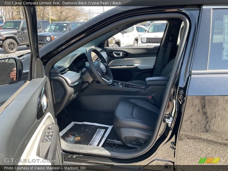 Diamond Black Crystal Pearl / Black 2023 Jeep Compass Limited 4x4