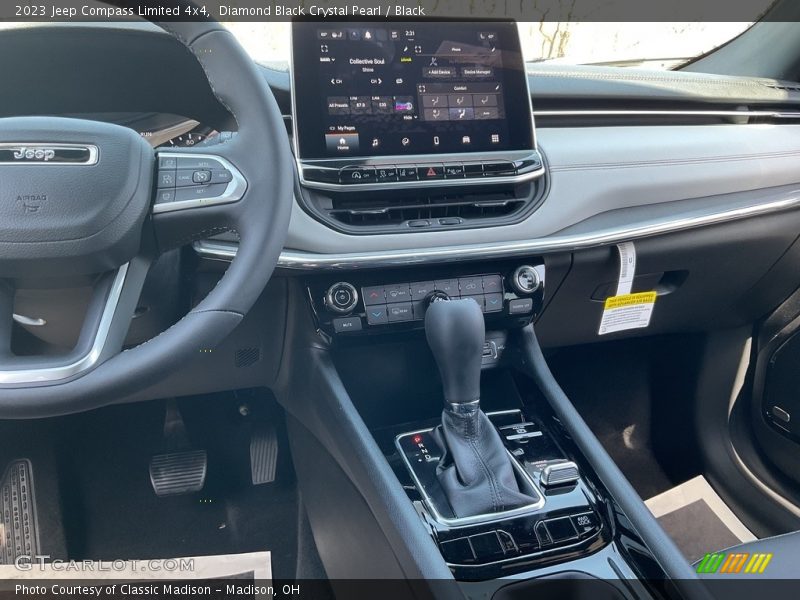 Diamond Black Crystal Pearl / Black 2023 Jeep Compass Limited 4x4