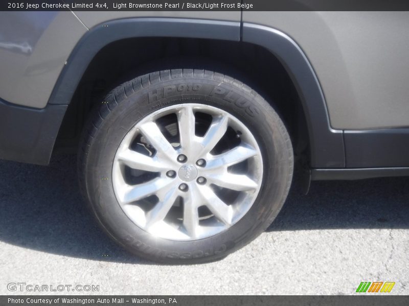 Light Brownstone Pearl / Black/Light Frost Beige 2016 Jeep Cherokee Limited 4x4