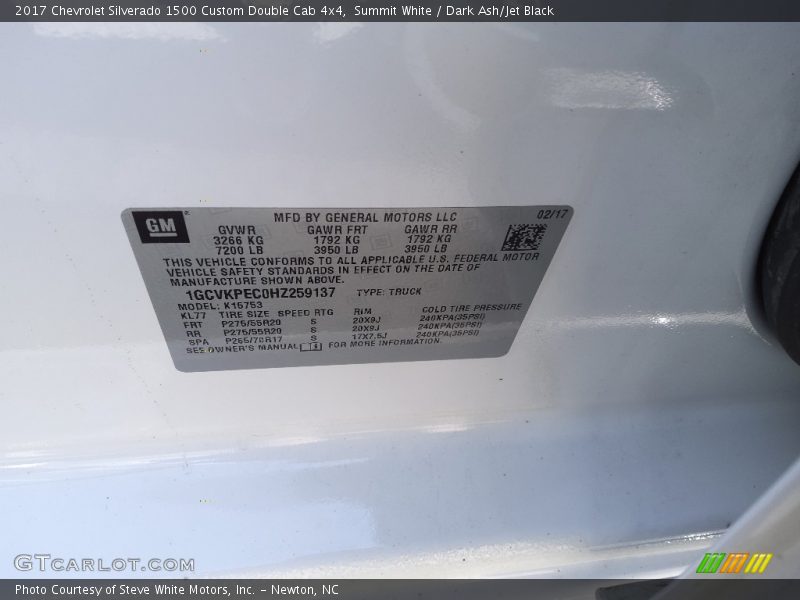Summit White / Dark Ash/Jet Black 2017 Chevrolet Silverado 1500 Custom Double Cab 4x4
