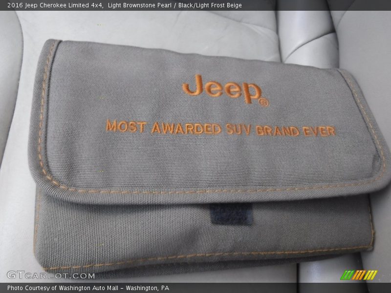 Light Brownstone Pearl / Black/Light Frost Beige 2016 Jeep Cherokee Limited 4x4