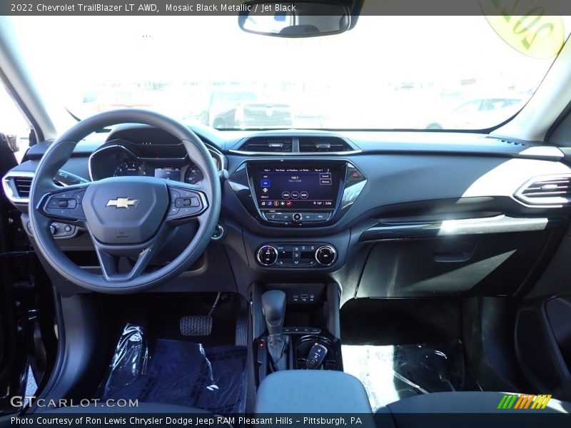 Mosaic Black Metallic / Jet Black 2022 Chevrolet TrailBlazer LT AWD