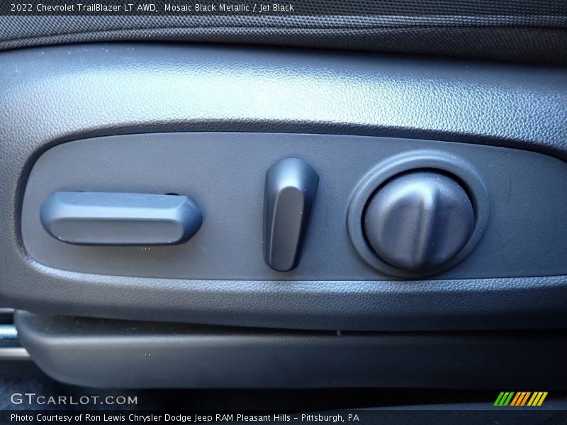 Mosaic Black Metallic / Jet Black 2022 Chevrolet TrailBlazer LT AWD