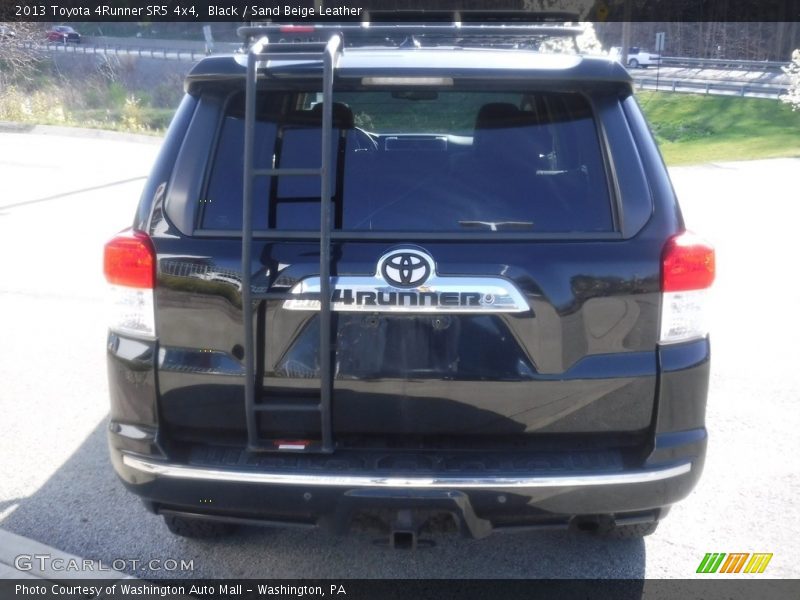Black / Sand Beige Leather 2013 Toyota 4Runner SR5 4x4