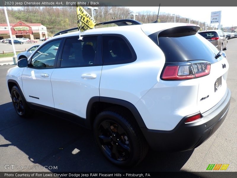 Bright White / Black 2020 Jeep Cherokee Altitude 4x4