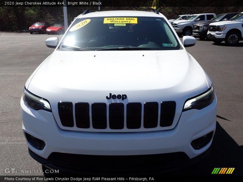Bright White / Black 2020 Jeep Cherokee Altitude 4x4