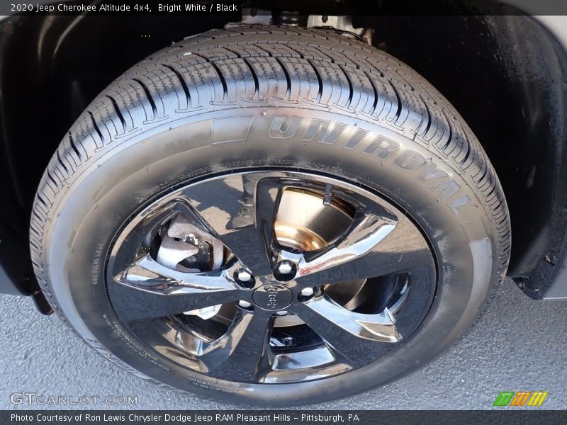 Bright White / Black 2020 Jeep Cherokee Altitude 4x4