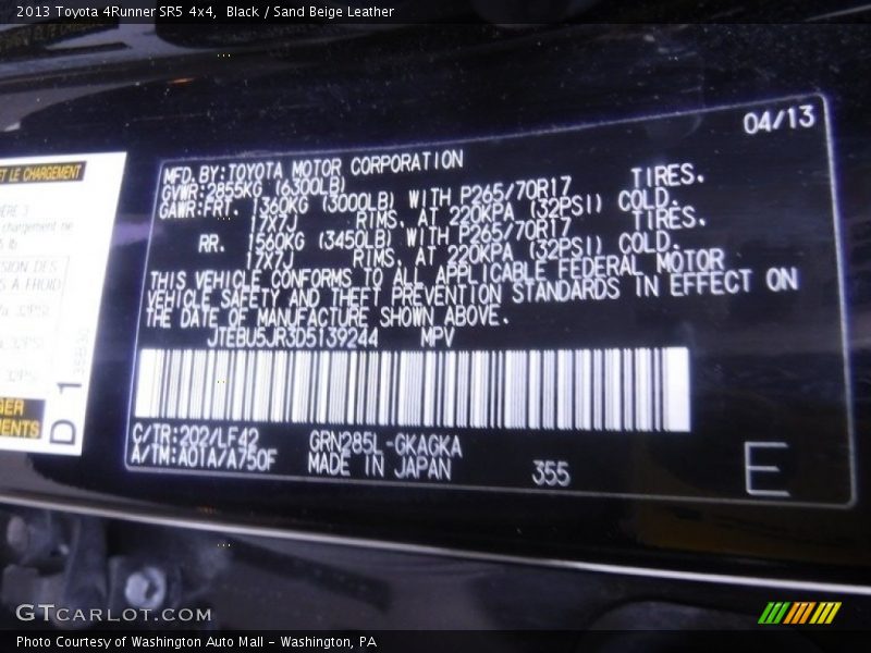 Black / Sand Beige Leather 2013 Toyota 4Runner SR5 4x4