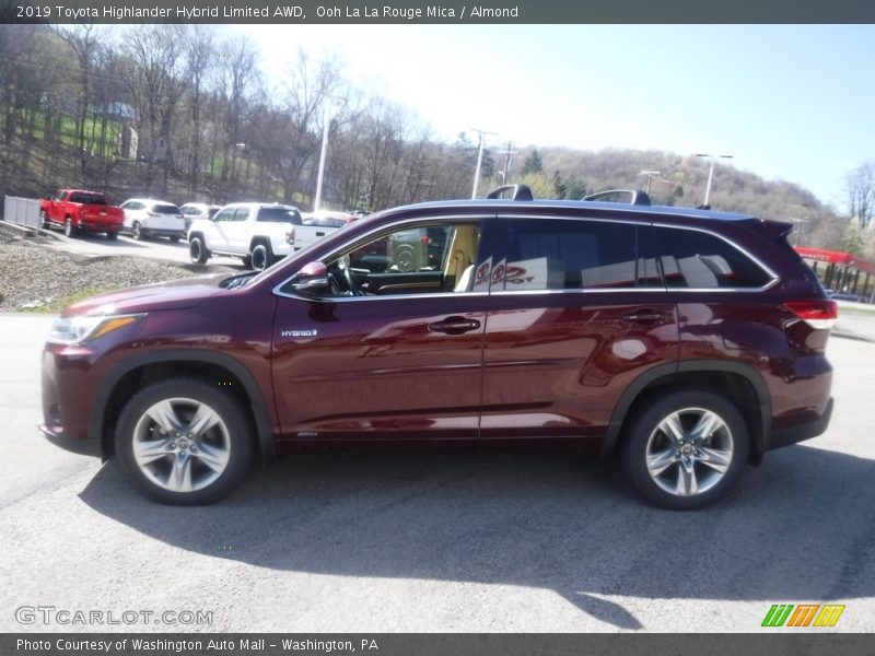 Ooh La La Rouge Mica / Almond 2019 Toyota Highlander Hybrid Limited AWD