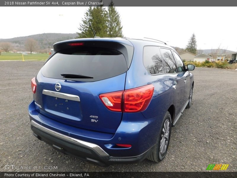 Caspian Blue / Charcoal 2018 Nissan Pathfinder SV 4x4