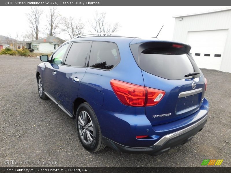 Caspian Blue / Charcoal 2018 Nissan Pathfinder SV 4x4