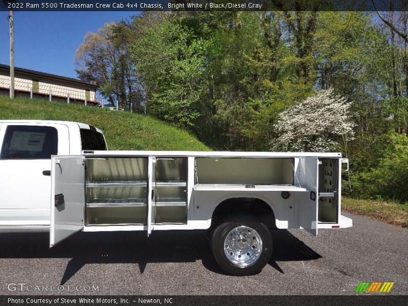 Bright White / Black/Diesel Gray 2022 Ram 5500 Tradesman Crew Cab 4x4 Chassis