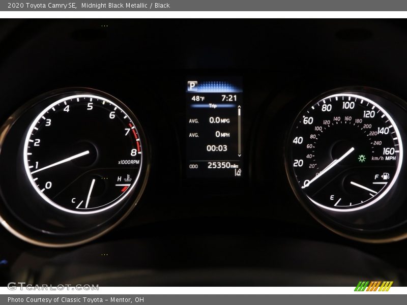 Midnight Black Metallic / Black 2020 Toyota Camry SE