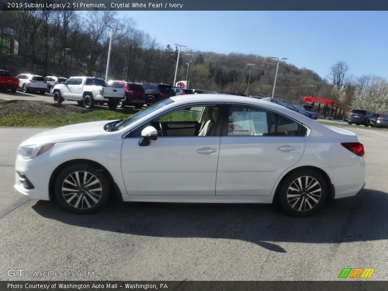 Crystal White Pearl / Ivory 2019 Subaru Legacy 2.5i Premium