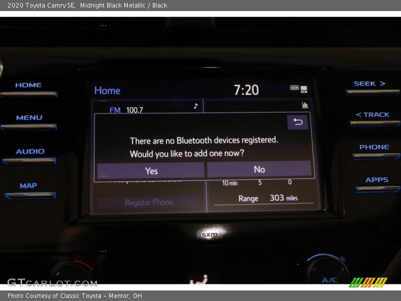Midnight Black Metallic / Black 2020 Toyota Camry SE