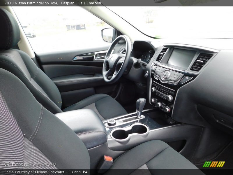 Caspian Blue / Charcoal 2018 Nissan Pathfinder SV 4x4