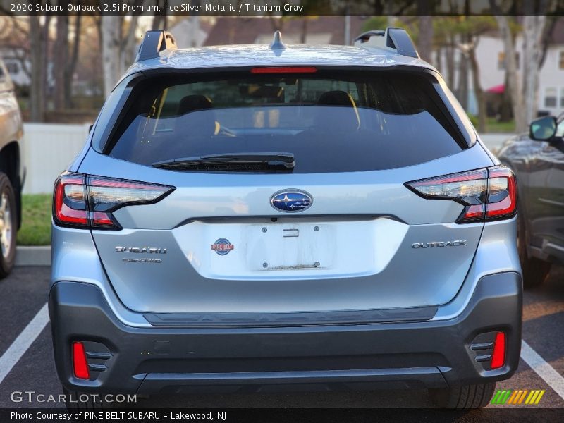 Ice Silver Metallic / Titanium Gray 2020 Subaru Outback 2.5i Premium