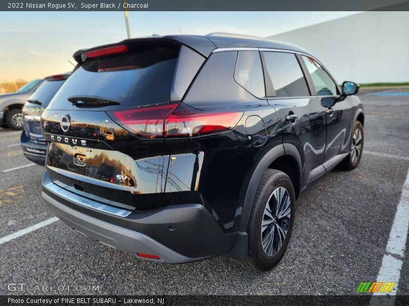 Super Black / Charcoal 2022 Nissan Rogue SV