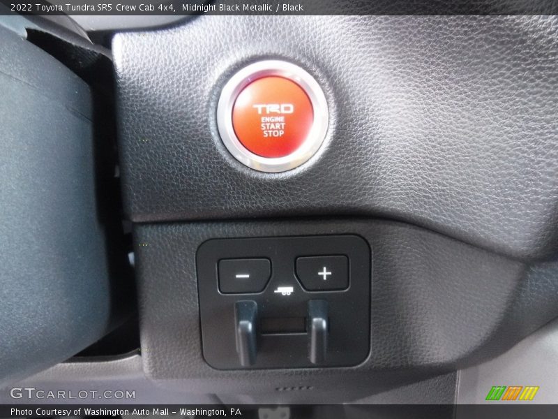 Midnight Black Metallic / Black 2022 Toyota Tundra SR5 Crew Cab 4x4