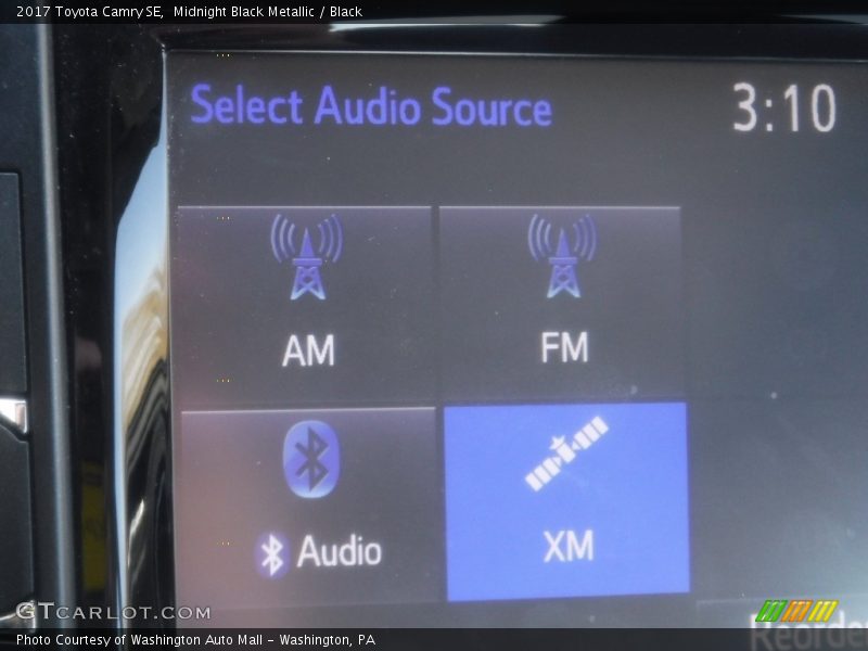 Midnight Black Metallic / Black 2017 Toyota Camry SE
