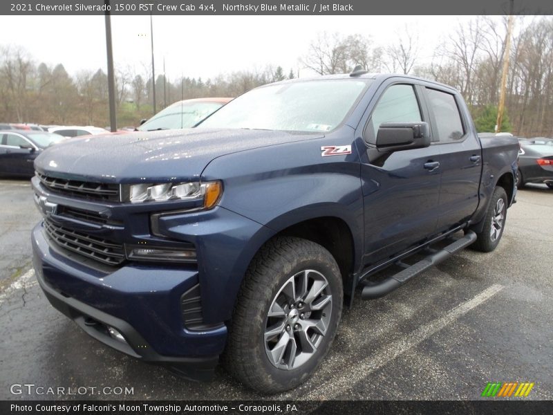 Front 3/4 View of 2021 Silverado 1500 RST Crew Cab 4x4