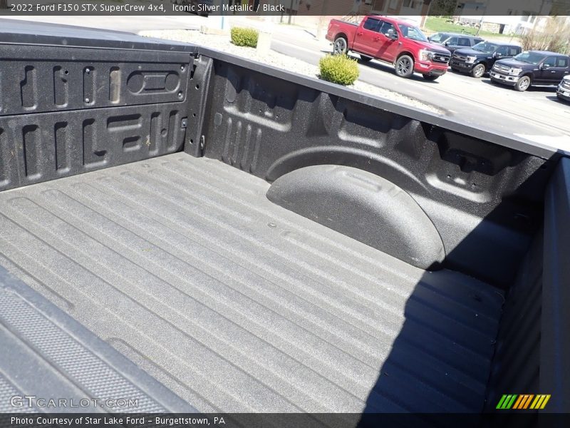 Iconic Silver Metallic / Black 2022 Ford F150 STX SuperCrew 4x4
