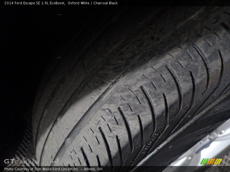 Oxford White / Charcoal Black 2014 Ford Escape SE 1.6L EcoBoost